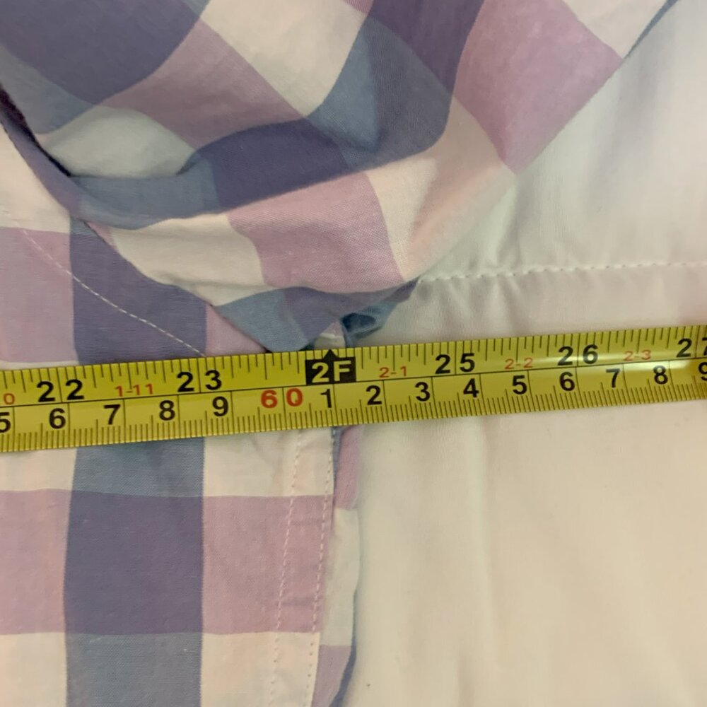 GAP - Picture 3 of 3